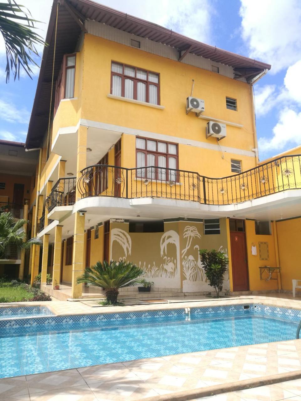Dorado Hotel Cobija Exteriér fotografie
